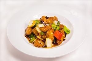 Ad2 - General Tso'S Chicken Dinner · Lightly battered chicken stir-fried with dried chilies, broccoli, florets, carrots, bell pep...