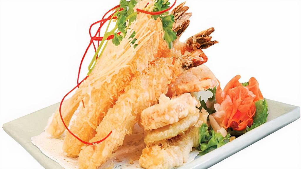 Shrimp Tempura Appetizers · 3 pcs shrimp tempura with mix veggies tempura
