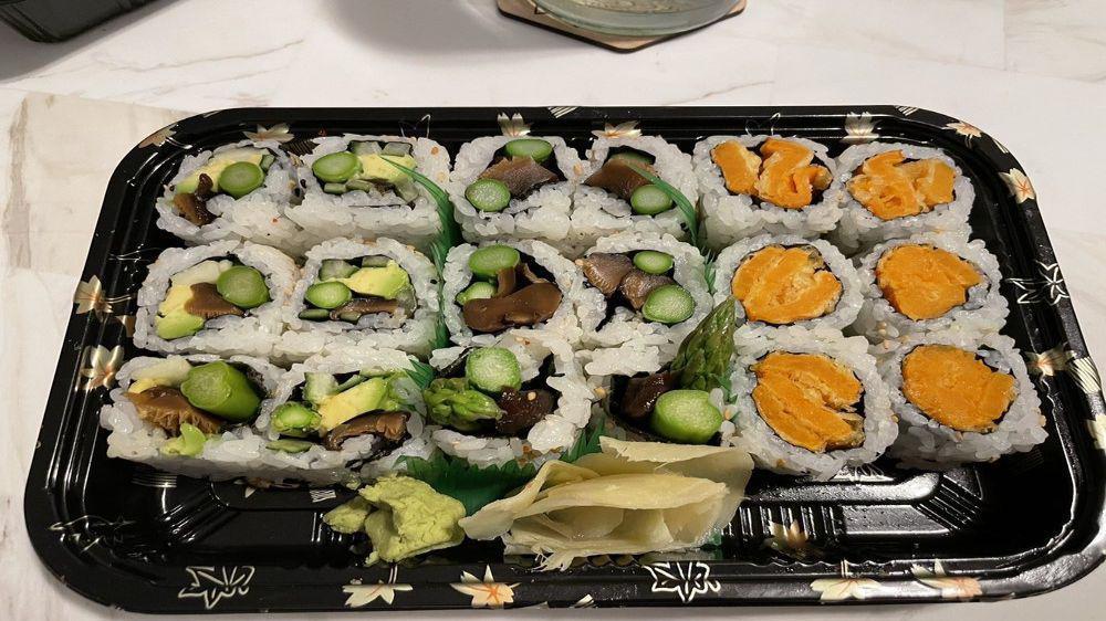 Vegetable Roll · Cucumber, avocado,  radish sprouts.