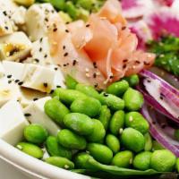Veggie Holic (New) · Fresh Organic Tofu, Edamame, Green and Red onion, Chick peas, Cilantro, Kale, Cucumber, Seaw...