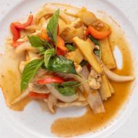 Basil Leaves · Sautéed  bell peppers, bamboo shoots, onions and fresh basil in basil sauce.