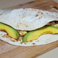 Baleada Con Aguacate · frijoles, queso, mantequilla y aguacate.