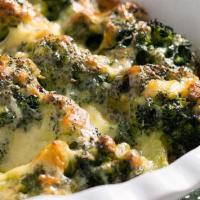 App - Broccoli With Melted Cheese · Broccoli Oven baked with Melted Mozzarella Cheese