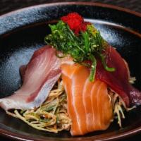 Wakame Special · Kani Osaki, Wakame Salad, Wild Tuna, Salom, Hamachi, Tobiko, Mayo House.