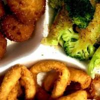 1/2 Lb Fried Calamari · Comes with two side items.