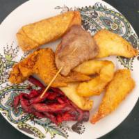  Pu Pu Platter (For 1) · Boneless ribs chicken wings egg roll teriyaki shrimp chicken fingers crab rangoon.