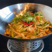 Spicy Chicken In Dry Pot · Bean sprouts, cilantro, bell peppers, jalapeno , onions, sesame seeds.