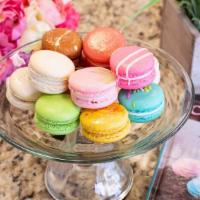Macaron (12) · Choose 12 of our delicious flavors.