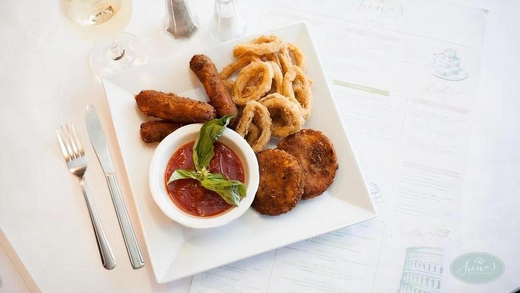 Appetizer Combo · 3 mozzarella sticks, 2 fried ravioli and a side portion of fried calamari.  Served with a slice of lemon and a side of our marinara.