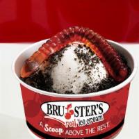 Kid'S Dirt Sundae · Yummy vanilla ice cream with Oreo crumbs and a gummy worm. Can you dig it?