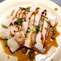 Steam Shrimp Roll (6) 蒸虾卷 · 6 pieces of steam soft roll with shrimp.