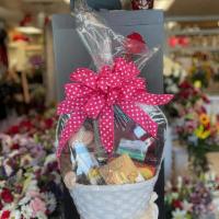 Forever Roses Gourmet Basket  · This gourmet gift basket is perfect for your special Valentine. In it you will have a tasty ...