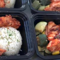 Bbq Chicken, Broccoli & Jasmine Rice · BBQ Chicken served with Vegetable Medley and White Rice