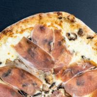 Pizza Prosciutto & Mushroom · MOZZARELLA, MUSHROOMS, PROSCIUTTO CRUDO