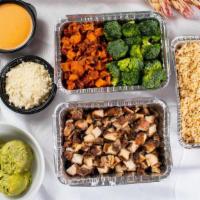 Family Meals · Serves 4 - 6 people. 1 Base, 2 Veggies, 1 Protein, 1 Sauce, 1 Add On
