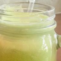 Detox · Green apple, celery, cucumber, ginger, lemon
