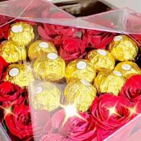Heart Flowers And Ferrero Rocher  · Preserved Flowers and chocolate Ferrero Rocher