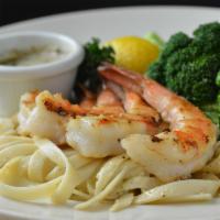 Lch Chargrilled Shrimp · Lunch portion, four jumbo shrimp over fettuccine, steamed broccoli