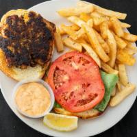 Crab Cake Sandwich · Lump Crab , Lettuce, Tomatoes on a toasted Bun