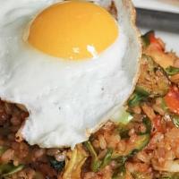 Supreme Fried Rice · Shrimp, beef, chicken, egg, carrot, onion, pea, 26 signature sauce, fried egg