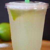 Homemade Lemonade · Freshly squeezed lemonade 100% natural.