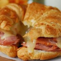 Croissants Ham/Cheese · 