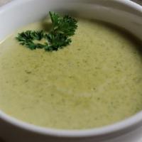 Crema De Broccoli · Broccoli Cream Soup.