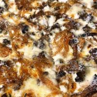 Toad’S Magical Mushroom · roasted wild mushrooms. fontina. taleggio. thyme. caramelized onions.