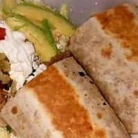 Burritos · Carne asada, al pastor,  pollo, chorizo viene acompañado de cebolla, cilantro, rabano y sals...