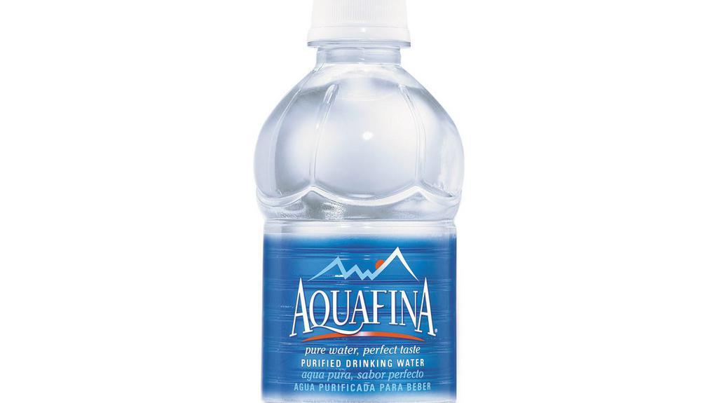 Agua / Water · Water.