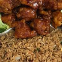  General Tso'S Chicken · Hot and spicy. Served with pork fried rice or white rice.