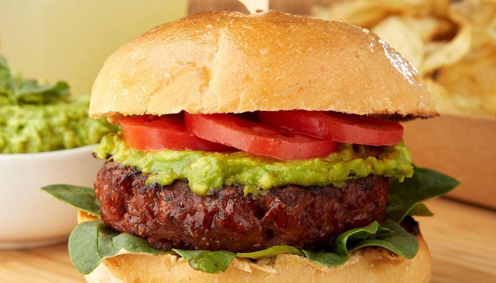 Super Good Burger · SUPER GOOD BURGER are full of flavor. Plant-based burger, without gmos, soy, or gluten. Accompanied with tomate, spinach and chips potatoes.                   
Nuestra Super Hamburguesa vegana esta llena de sabor y proteinas. hamburguesa a base de vegetales,
sin ogm, soya o gluten. Acompañadas con tomate, espinacas y papas chips.