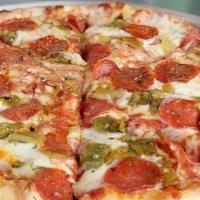 Carnivoro · Tomato sauce, ham, pepperoni, bacon, sausage, mozzarella.