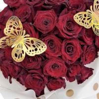 Offer Happy  Day · A Bunch Of Love Mom · 50 red roses VIP on paper black or white with butterflies or crowns