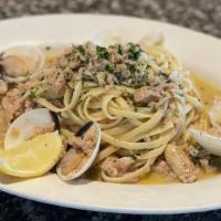 Linguine With Clams · With garlic and oil or marinara sauce.