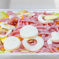 Chef Salad · Lettuce, tomato, cucumber, ham and cheese, boiled egg.