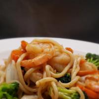 Yaki Udon Noodle · Sauteed white weed noodles and mixed vegetables.