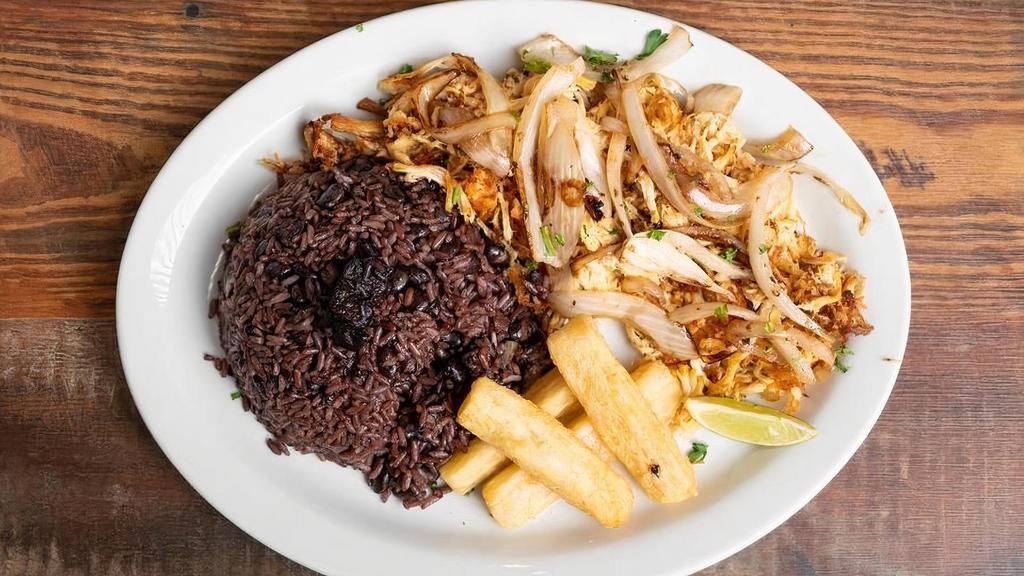 Vaca Frita De Pollo · Shredded Chicken grilled to a crisp, with sauteed onions