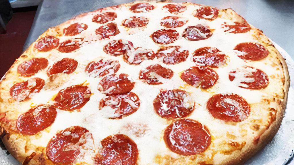 Pizza Personal De Pepperoni / Individual Pepperoni Pizza · 