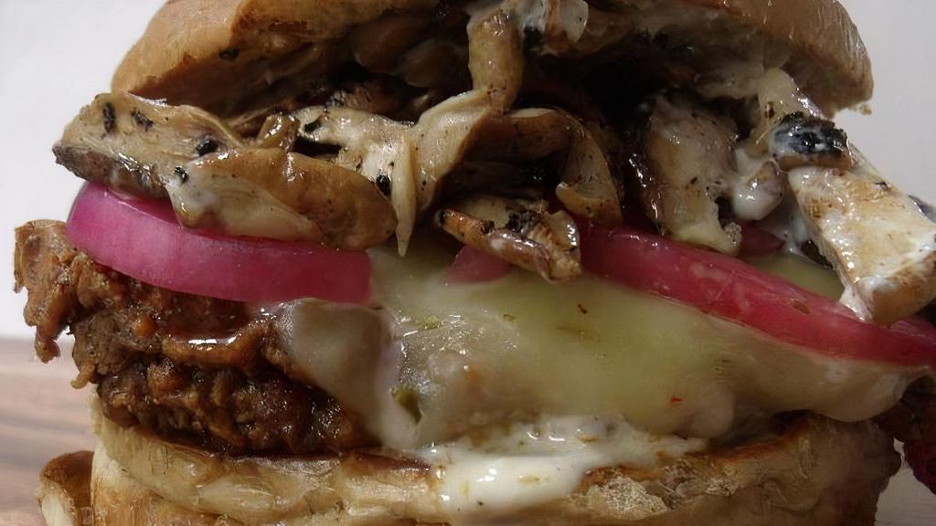 Alabama Slammer · Fried chicken breast, white BBQ sauce, shiitake mushrooms, pepper jack cheese, pickled red onions,