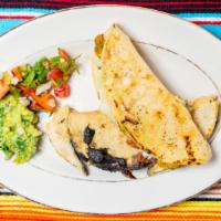 Quesadillas De Flor De Calabaza · Zucchini Blossom Quesadilla