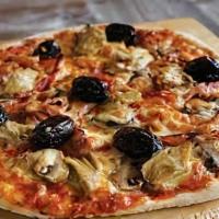 Capricciosa · Smoked ham, mushrooms, kalamata olives, artichokes hearths on tomato base, mozzarella.