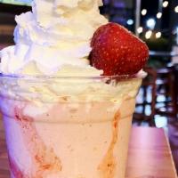 Strawberry Milkshake · 16 onz
