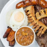 Bandeja Paisa Carne Asada · chicharron, huevo, arroz, maduros, chorizo y frijoles / 