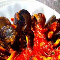 Mussel Marinara · Whole mussels sauteed in sherry wine and marinara sauce