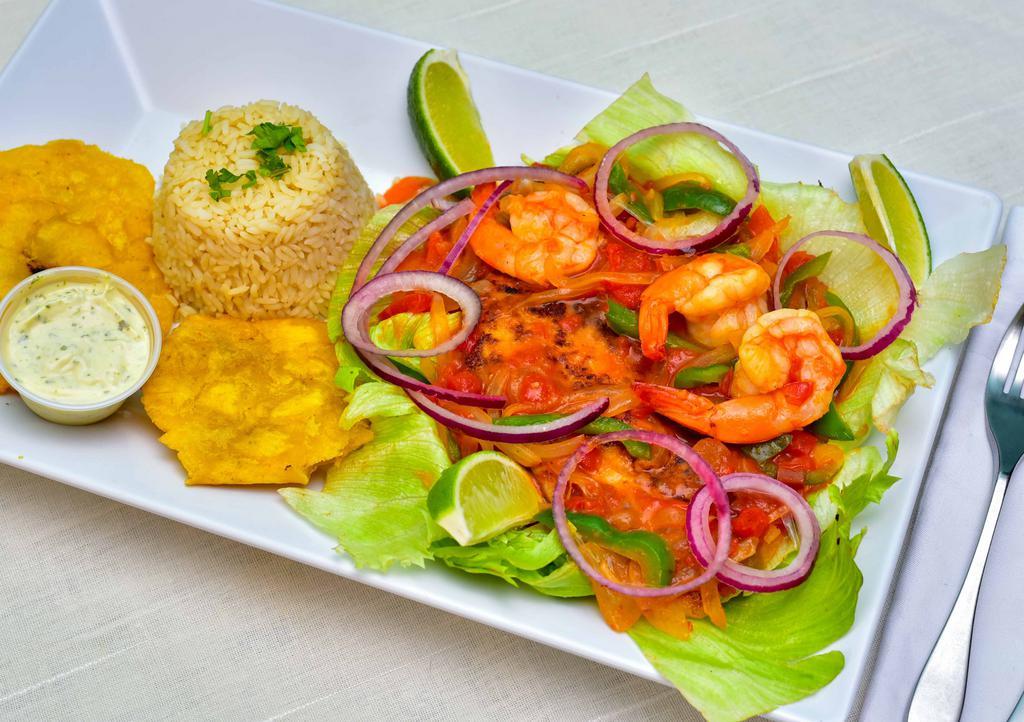 Camarones A La Jalapeno · French style shrimps. Servidos con dos acompanantes y una tortilla: arroz, casamiento, maduros, ensalada served with two sides and one tortilla: rice, mix rice, sweet plantains, salad.