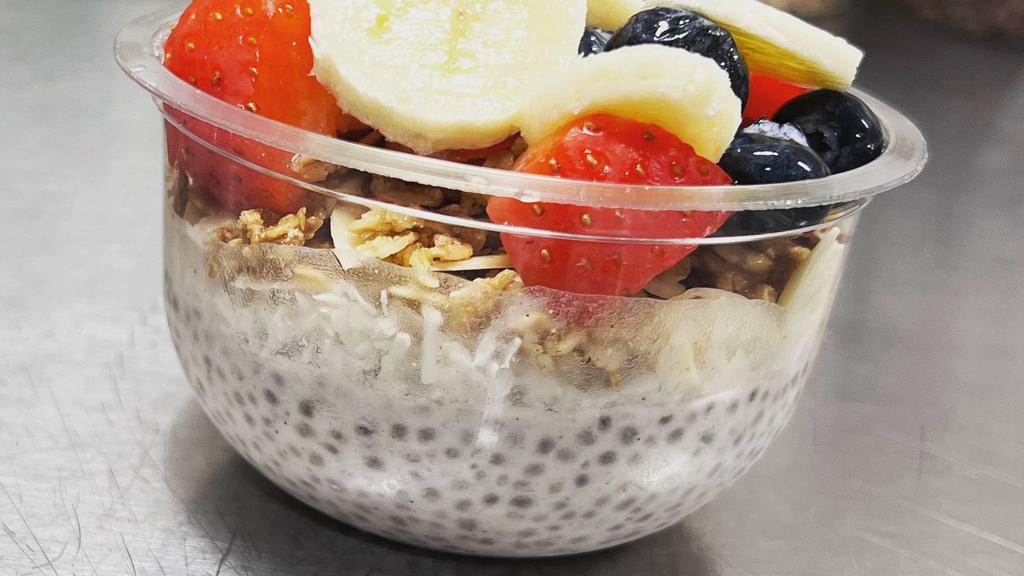 Soulie Chia Pudding · Vegan friendly chia pudding (chia seeds, coconut milk, liquid cane sugar, cinnamon)

Topped any way you'd like