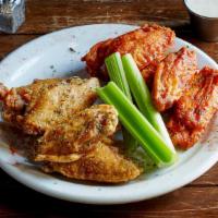 Famous Chicken Wings · 
