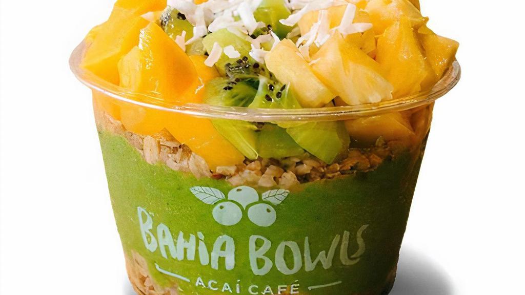 Green Bowl · Blended spinach, kale, banana, mango, pineapple, and almond milk. Topped Granola, mango, pineapple, kiwi, coconut shavings, and honey.