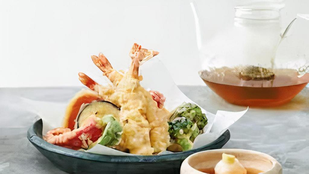 Shrimp Tempura  · 3 pcs fried  shrimp tempura with  fried vegetables